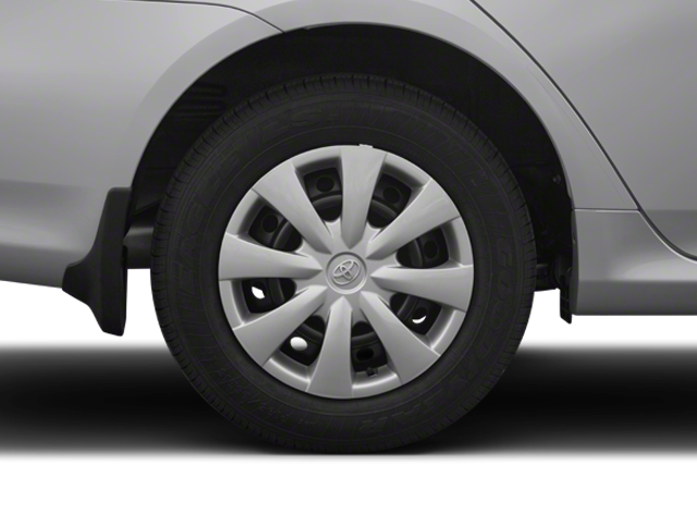 Used 2013 Magnetic Gray Metallic Toyota L image 9