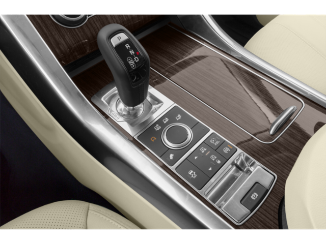 Used 2015 GREY Land Rover HSE image 10