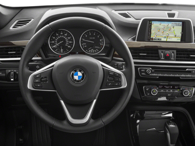 Used 2018 Blue BMW xDrive28i image 11
