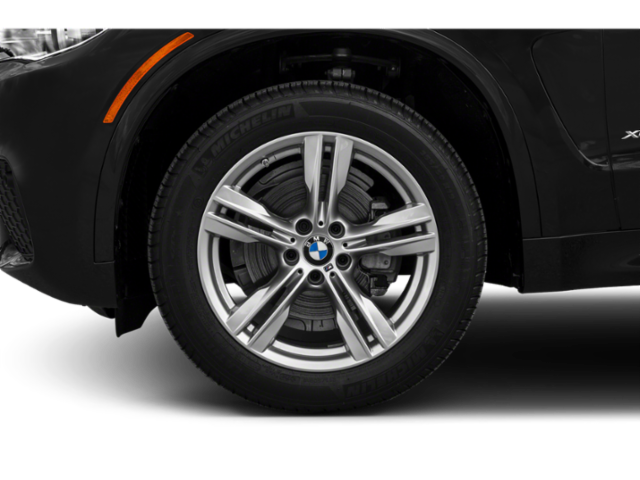 Used 2015 Alpine White BMW xDrive35i image 9