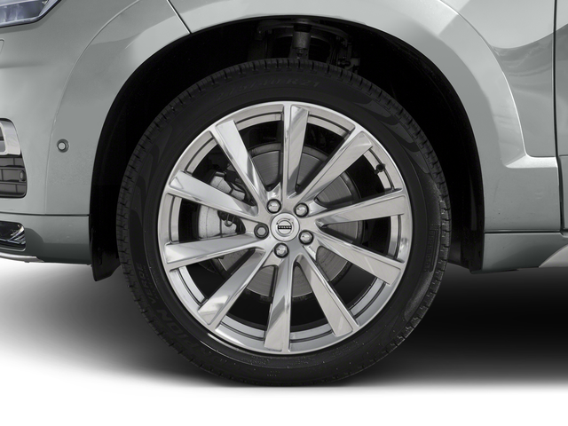 Used 2016 Bright Silver Metallic Volvo T6 Momentum image 11