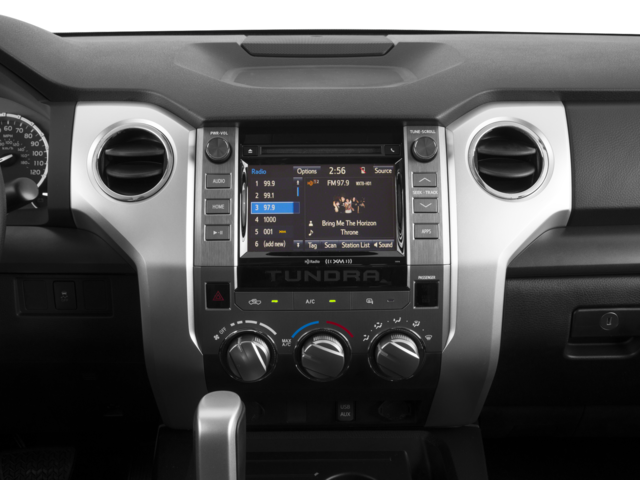 Used 2016 White Toyota SR5 image 12