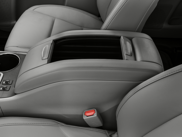 Used 2016 BLACK Toyota XLE image 12