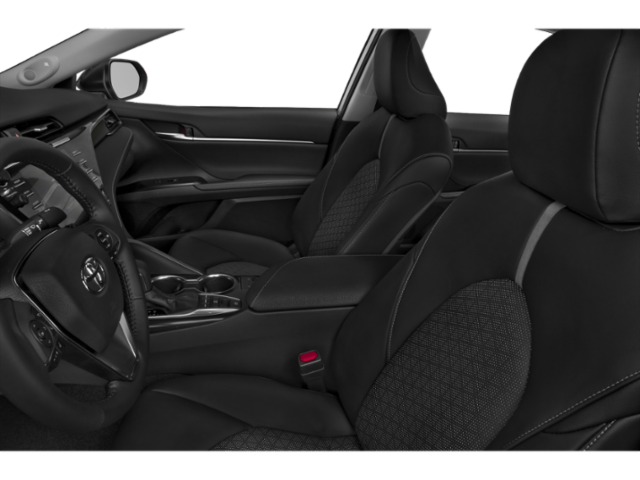 Used 2019 Wind Chill Pearl/Midnight Black Metallic Toyota XSE image 6