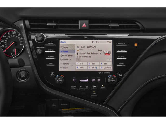 Used 2019 Wind Chill Pearl/Midnight Black Metallic Toyota XSE image 7
