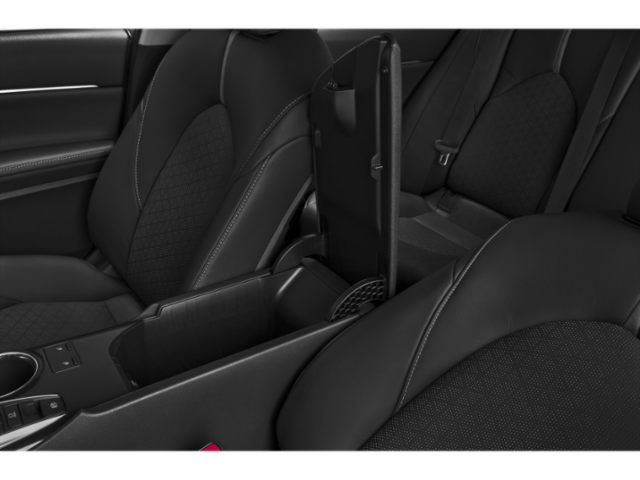 Used 2019 Wind Chill Pearl/Midnight Black Metallic Toyota XSE image 11