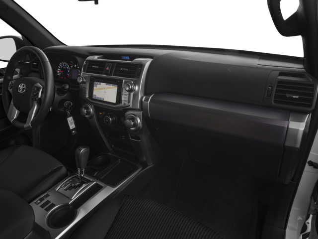 Used 2018 Midnight Black Metallic Toyota SR5 Premium image 18
