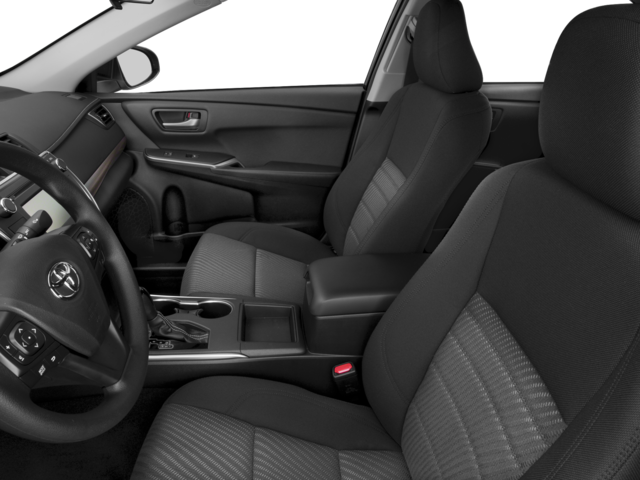Used 2016  Toyota LE image 9