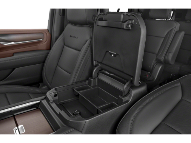 Used 2021 White Frost Tricoat GMC Denali image 11