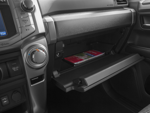 Used 2016 Magnetic Gray Metallic Toyota SR5 image 15