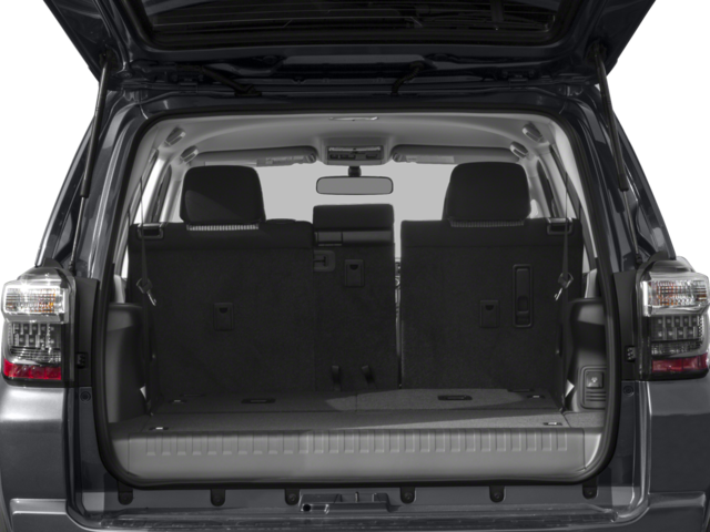 Used 2016 Magnetic Gray Metallic Toyota SR5 image 11