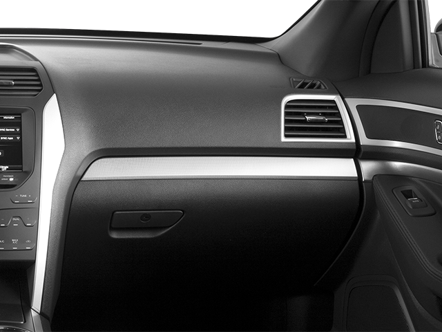 Used 2014 Ingot Silver Metallic Ford XLT image 15