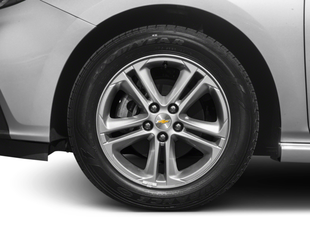 Used 2017 Silver Ice Metallic Chevrolet LT image 8