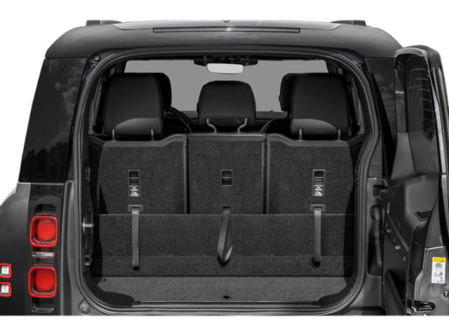 Used 2023 Santorini Black Metallic Land Rover SE image 11