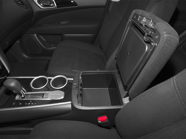 Used 2013 Dark Slate Nissan SL image 14