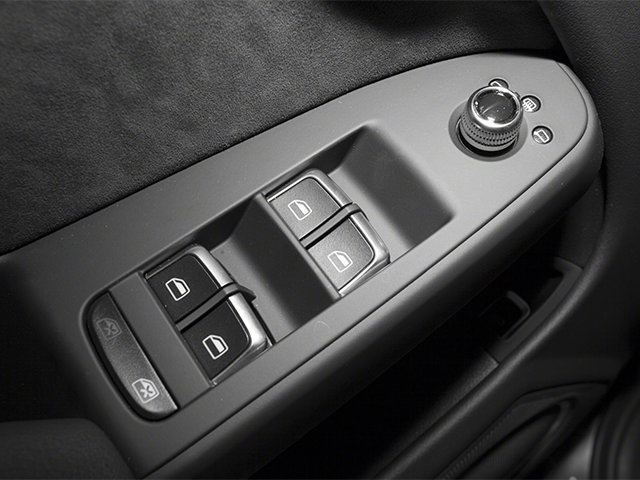 Used 2013 Silver Audi Premium Plus image 20