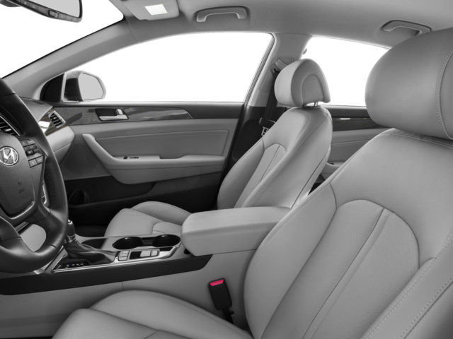 Used 2016 Pewter Gray Metallic Hyundai  image 7