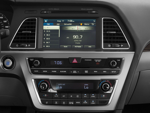 Used 2016 Pewter Gray Metallic Hyundai  image 8