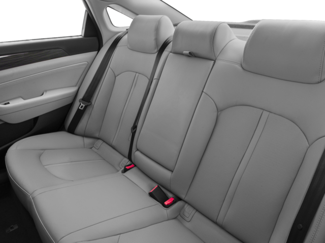 Used 2016 Pewter Gray Metallic Hyundai  image 12