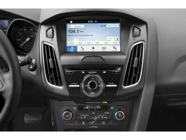 2018 Ford Focus Titanium Hatch