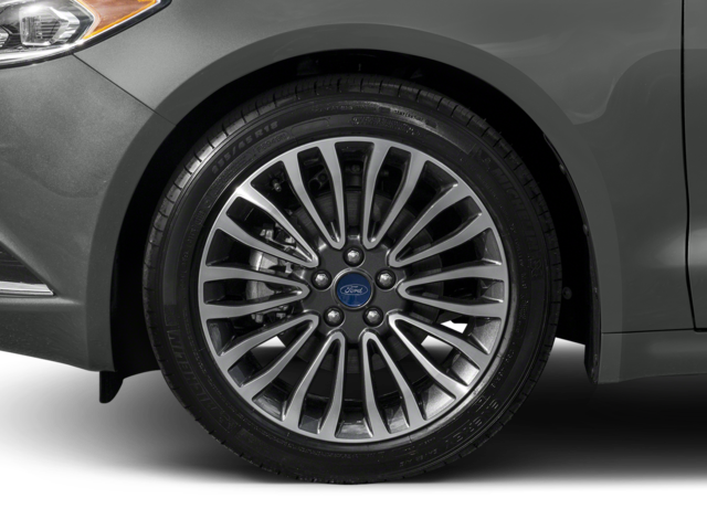 2017 Ford Fusion Hybrid Titanium FWD