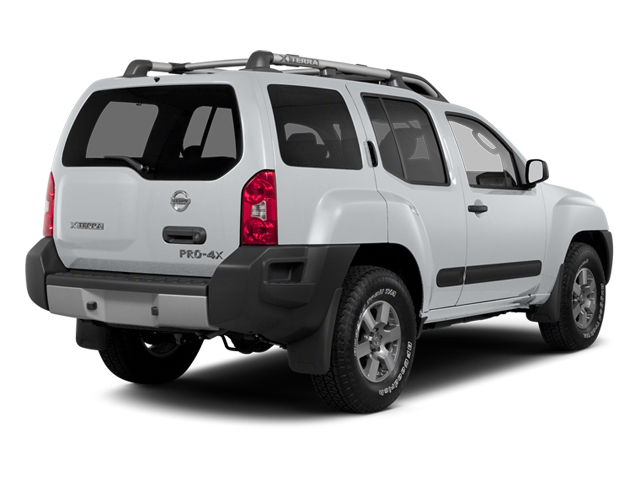 2013 Glacier White Nissan Xterra PRO-4X 4X4 SUV