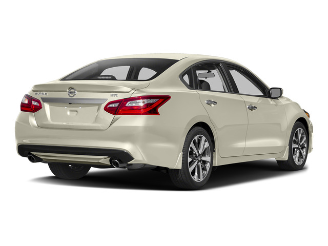 2017 Pearl White Nissan Altima 2.5 SR FWD Sedan