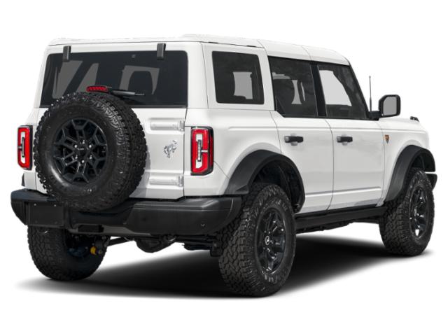 2026 Oxford White Ford Bronco Badlands 4X4 SUV
