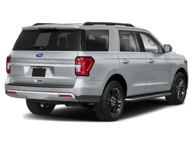 2023 Silver Metallic Ford Expedition XLT 4X4 SUV