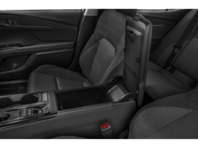 2025 Toyota Camry LE LE Gas/Electric I-4 2.5 L/152 [7]