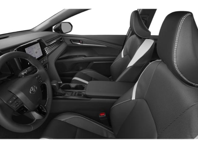 2025 Toyota Camry SE SE Gas/Electric I-4 2.5 L/152 [7]