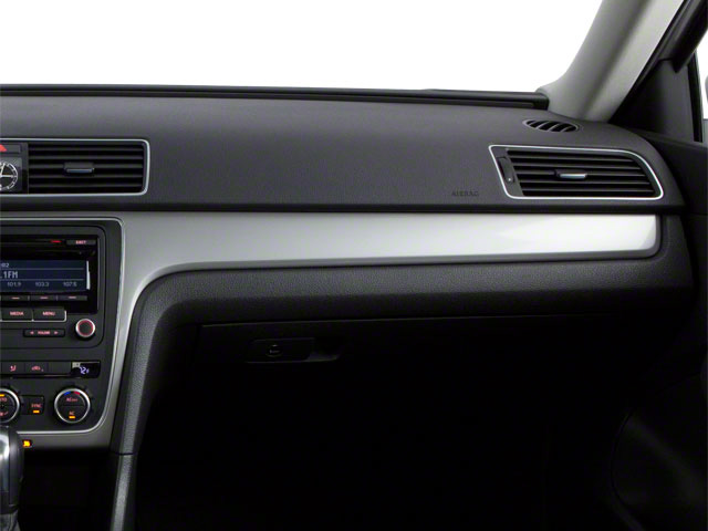 2012 Volkswagen Passat 2.5L Auto Comfortline 4dr Sdn 2.5L Auto Comfortline Gas I5 2.5L/151 [16]