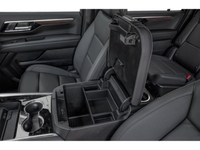 2026 Chevrolet Suburban LT 2WD 4dr LT Gas V8 5.3L/ [4]