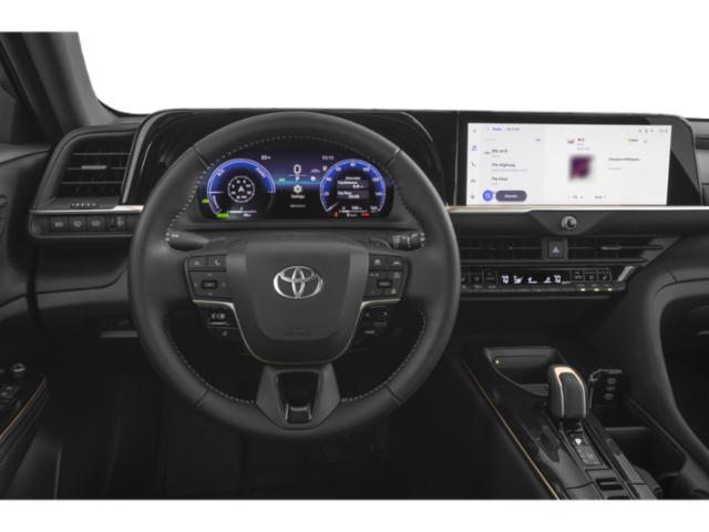 2026 Toyota Crown Signia XLE XLE AWD Gas/Electric I-4 2.5 L/152 [4]