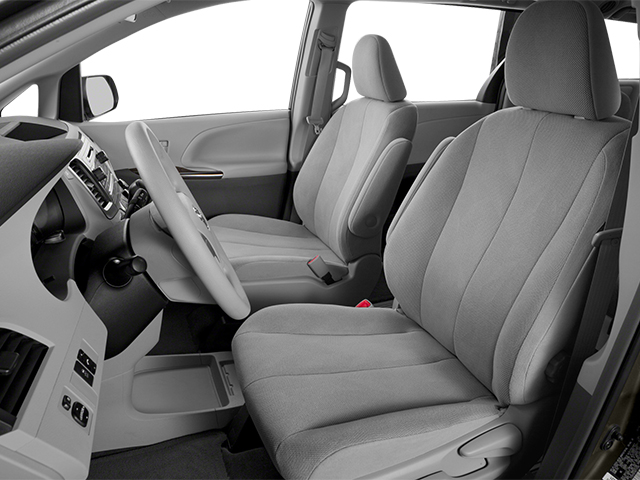 2014 Toyota Sienna XLE 5dr 8-Pass Van V6 XLE FWD Regular Unleaded V-6 3.5 L/211 [4]