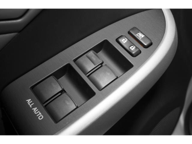 2015 Toyota Prius Three 5dr HB Three Gas/Electric I-4 1.8 L/110 [6]