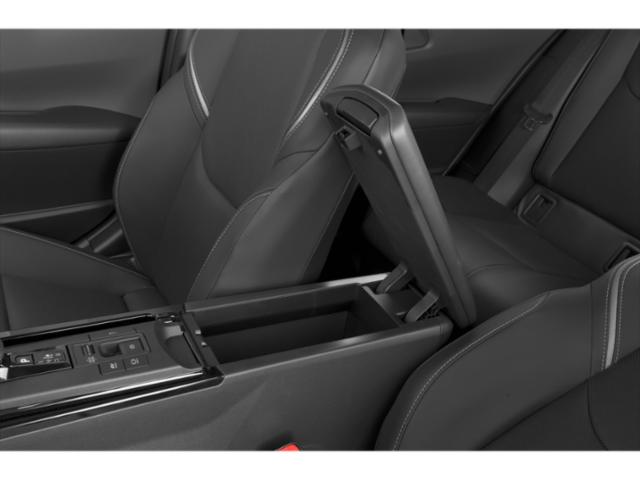 2027 Toyota Prius Limited Limited Gas/Electric I-4 2.0 L/121 [10]