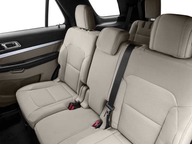 2017 Ford Explorer XLT 4WD 4dr XLT Regular Gasoline V-6 3.5 L/213 [7]