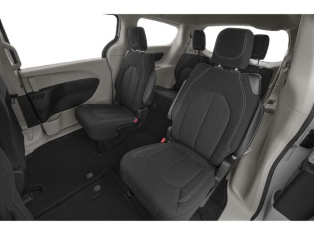 2023 Chrysler Voyager LX LX FWD Regular Unleaded V-6 3.6 L/220 [8]