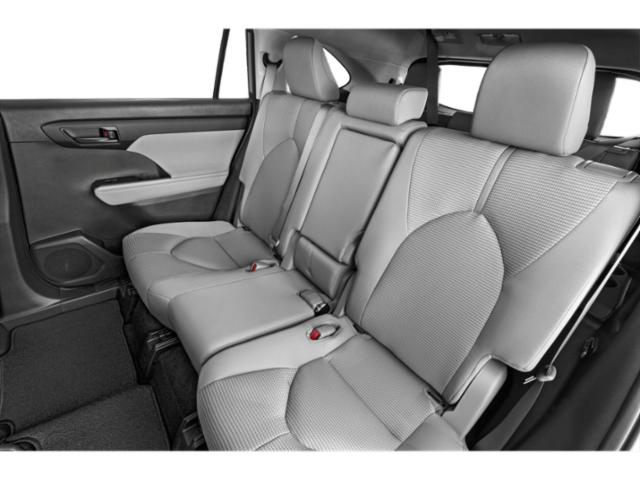 2023 Toyota Highlander LE LE FWD Intercooled Turbo Regular Gasoline I-4 2.4 L/146 [11]
