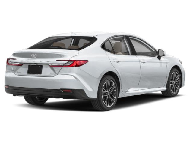 2026 Toyota Camry XLE XLE Gas/Electric I-4 2.5 L/152 [2]