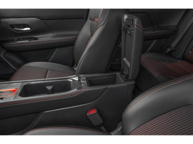 2026 Nissan Kicks SR SR AWD Regular Unleaded I-4 2.0 L/122 [5]