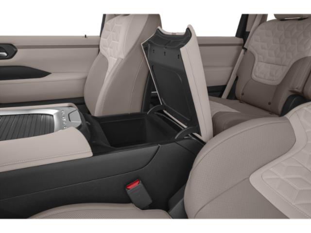 2026 Nissan Armada Platinum 4x4 Platinum Twin Turbo Premium Gasoline V-6 3.5 L/213 [3]