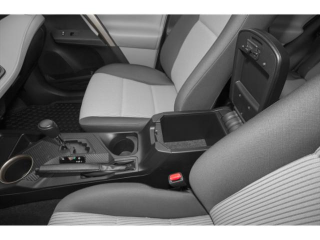 2015 Toyota RAV4 LE FWD 4dr LE Regular Unleaded I-4 2.5 L/152 [4]