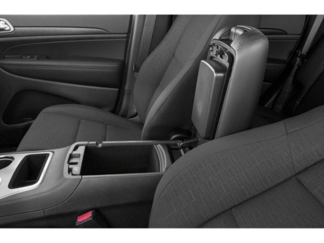 2018 Jeep Grand Cherokee Laredo E Laredo E 4x2 *Ltd Avail* Regular Unleaded V-6 3.6 L/220 [9]