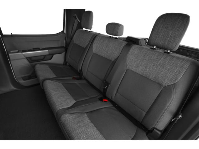 2027 Ford Super Duty F-350 SRW XLT XLT 4WD Crew Cab 6.75′ Box Regular Unleaded V-8 7.3 L [3]