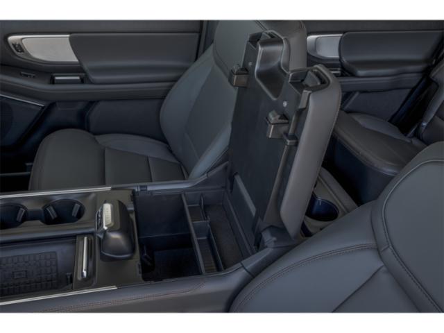 2025 Ford Expedition Active Active 4x2 Twin Turbo Regular Gasoline V-6 3.5 L/213 [8]