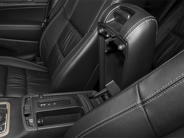 2014 Jeep Grand Cherokee Overland RWD 4dr Overland Regular Unleaded V-6 3.6 L/220 [4]