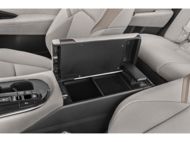 2026 Toyota Crown Limited Limited AWD Gas/Electric I-4 2.5 L/152 [6]