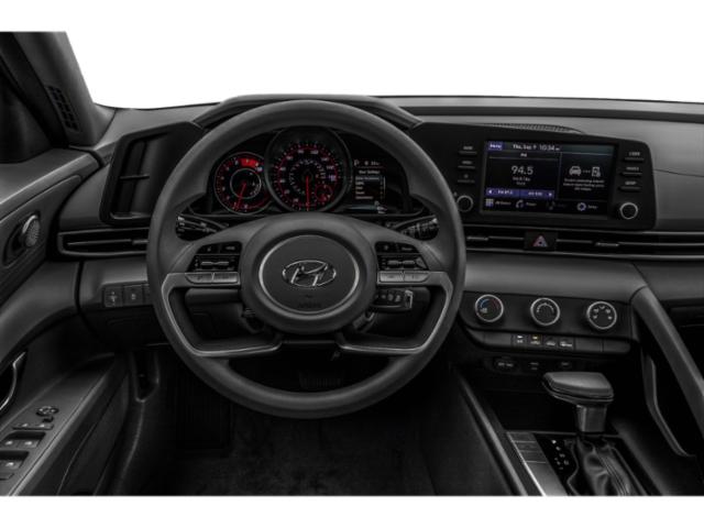 2022 Hyundai Elantra Essential Essential IVT Regular Unleaded I-4 2.0 L/122 [4]